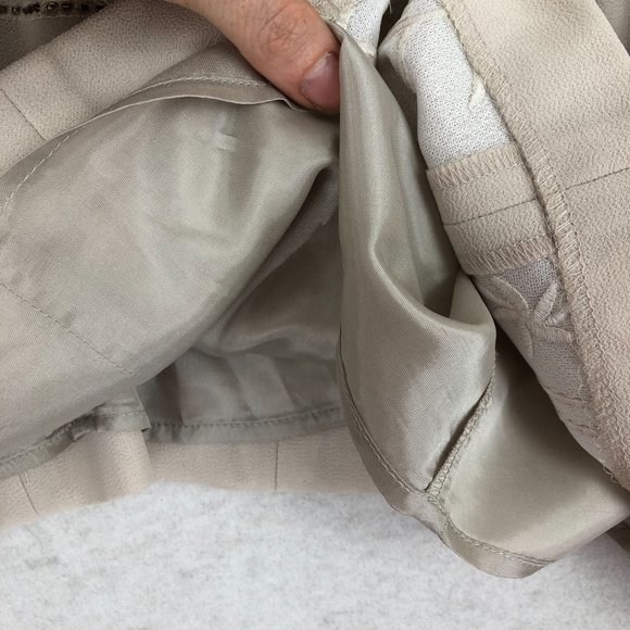 R&M Richards Women's Size 12 Beige Embroidered Round Neck Sleeveless Blouse - Picture 11 of 12